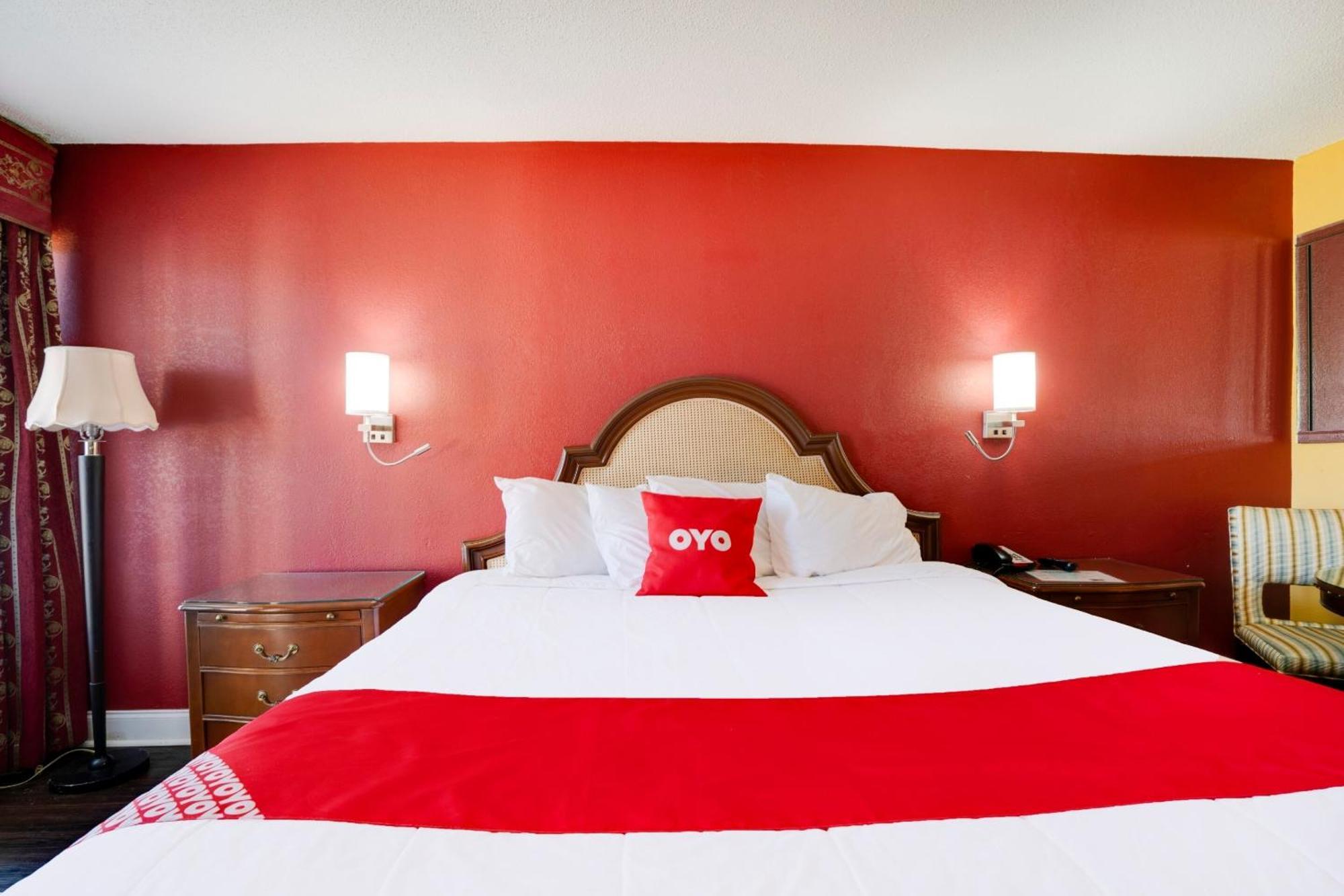 Oyo Wade/fayetteville I-95 South Hotel